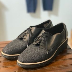 Clarks Womens Platform Leather and Tweed Oxford